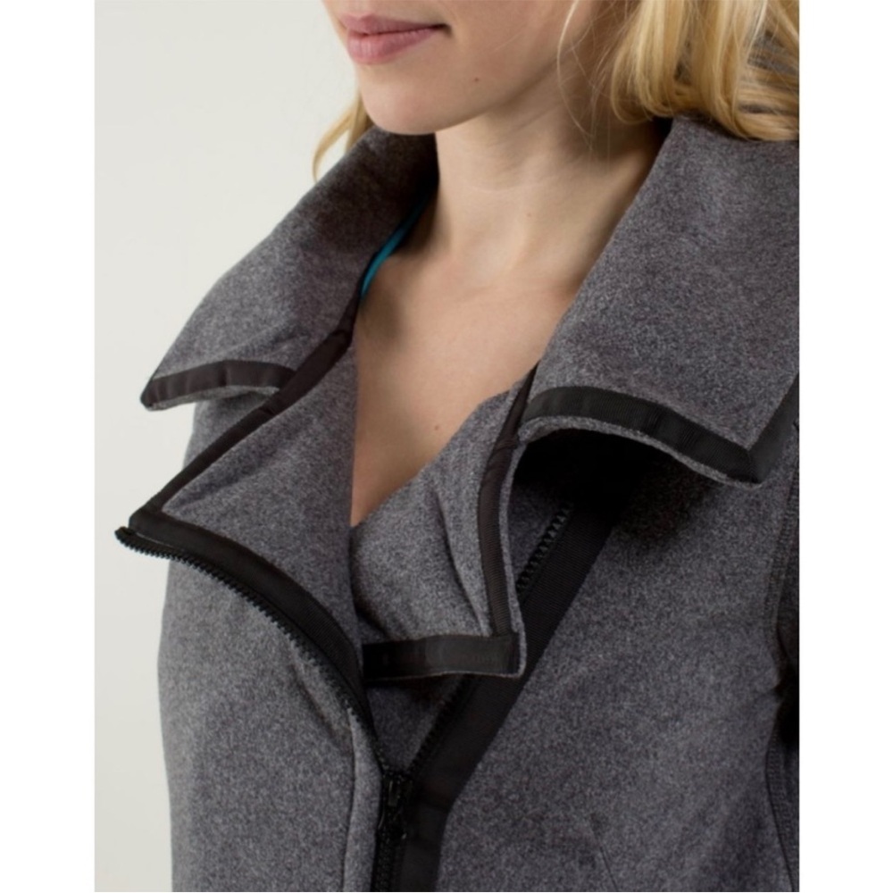 Lululemon | Gray Fleece Asymmetrical Moto Jacket - Picture 4 of 10